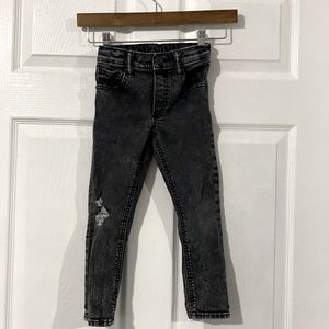 GAP Little Kids Stretch Distressed Skinny Jeans